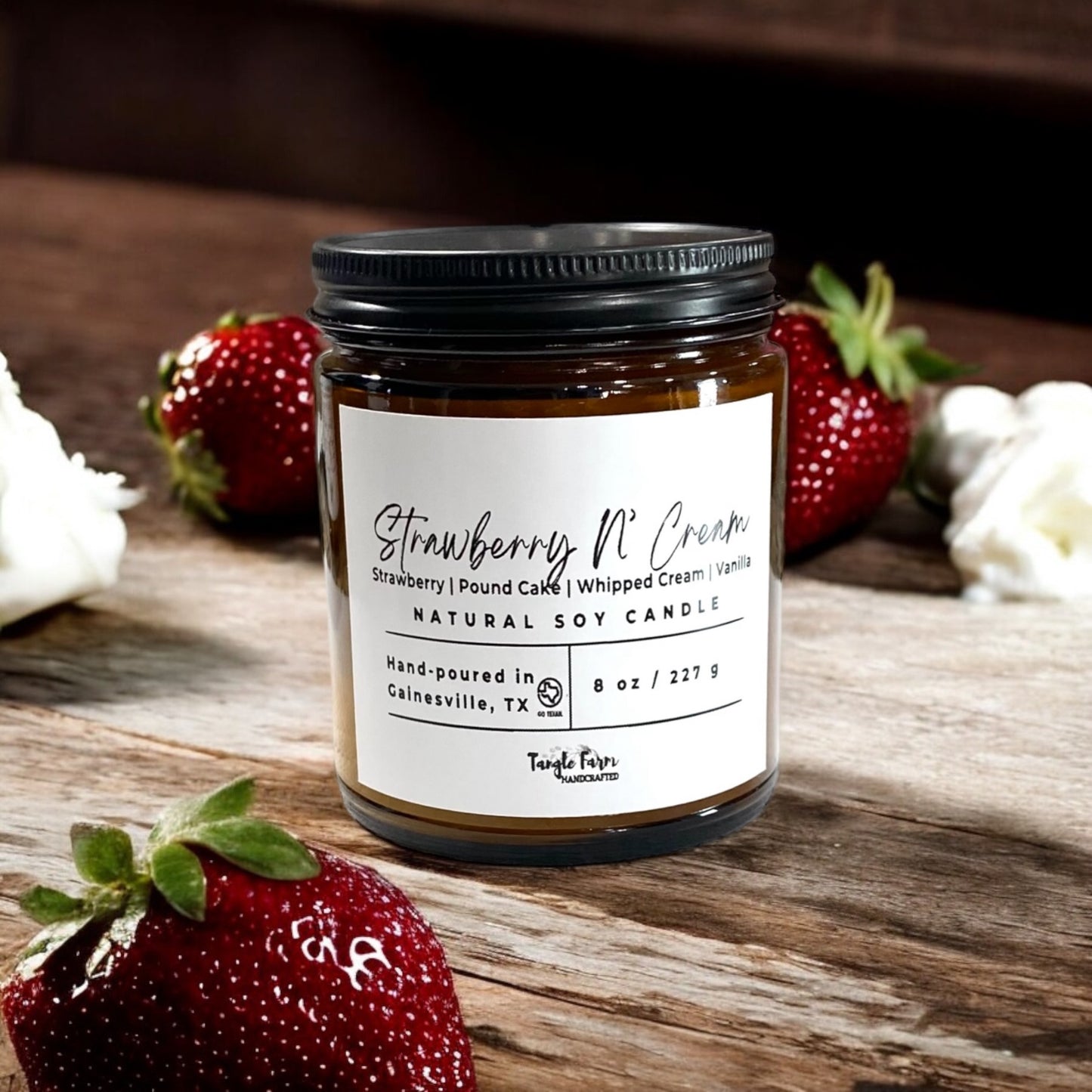 Strawberry N Cream 8oz soy candle scented with strawberry pound cake