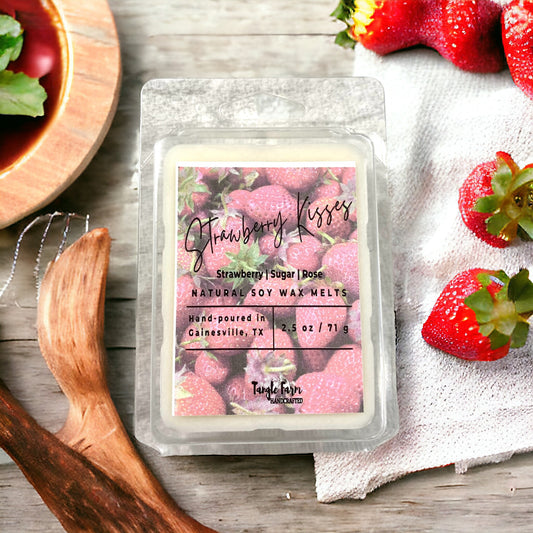 strawberry soy wax melt kisses tangle farm handcrafted