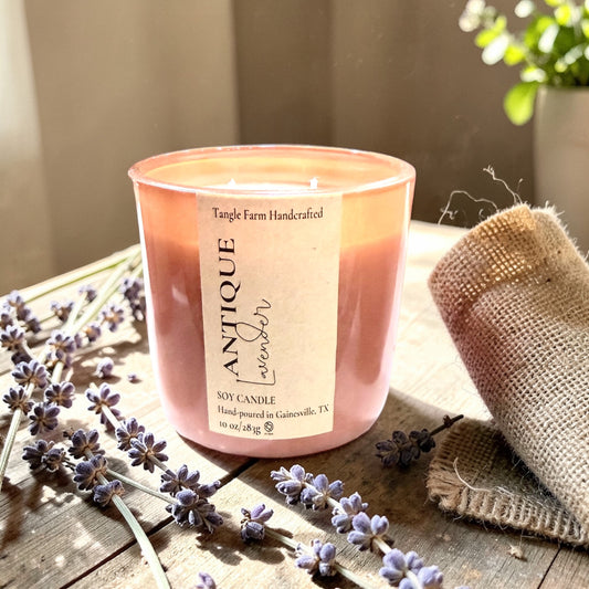 Antique lavender scent with black amber and lavender, housed in a sefarina container with a wooden lid – 10 oz.