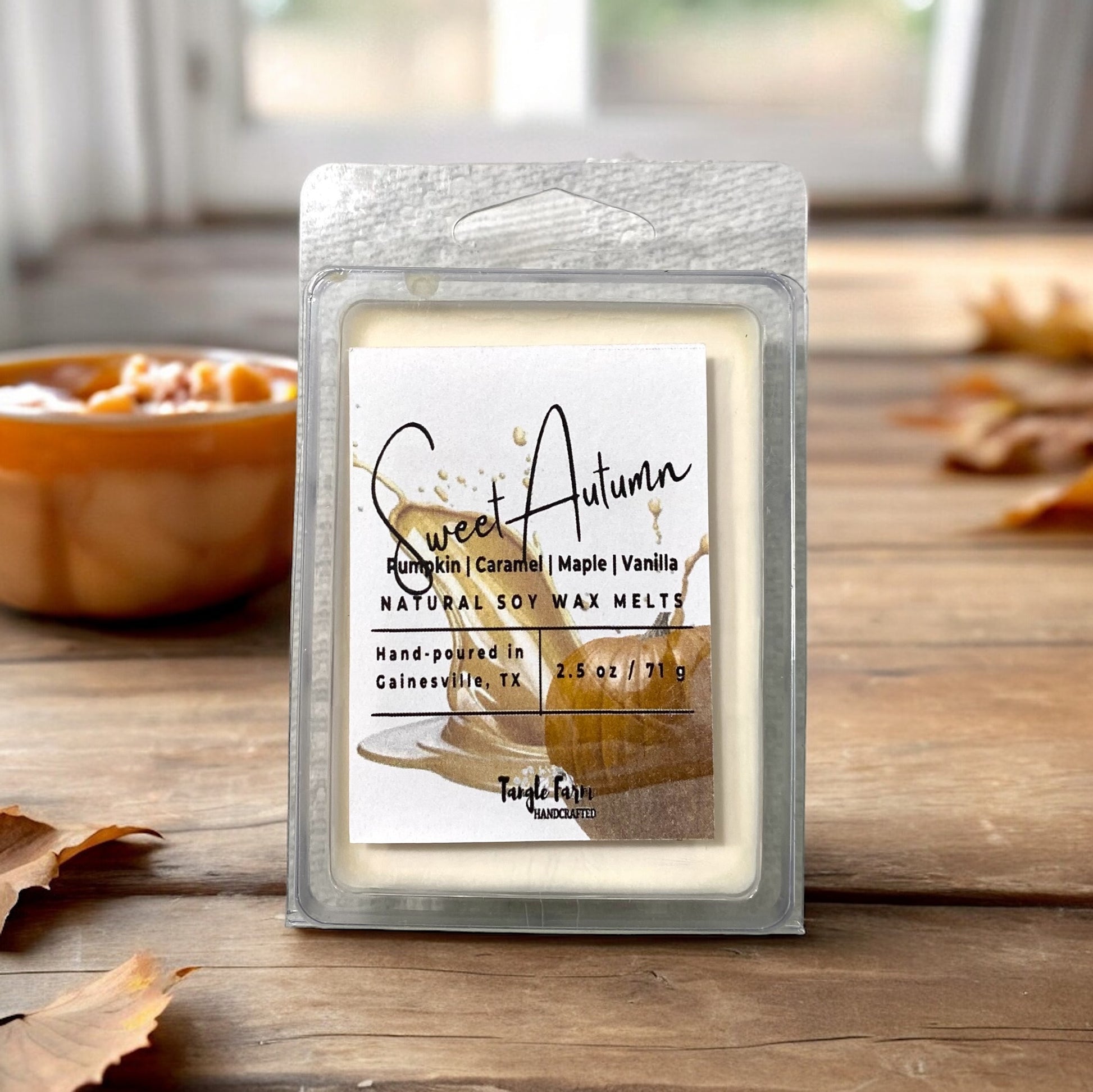  Sweet Autumn is a warm buttery pumpkin with toasted almond with caramel and maple on a bed of vanilla. This can warm your insides during cold autumn nights.